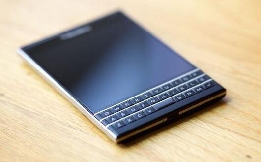 黑莓手机停产