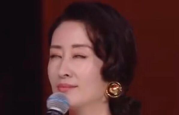 刘敏涛表情失控源头