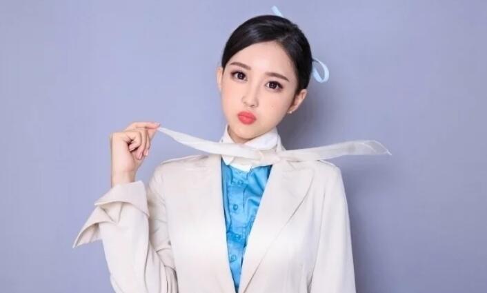 潘玮柏宣布结婚老婆是空姐