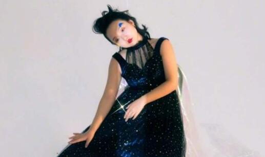 李嘉琦为什么叫辣目洋子