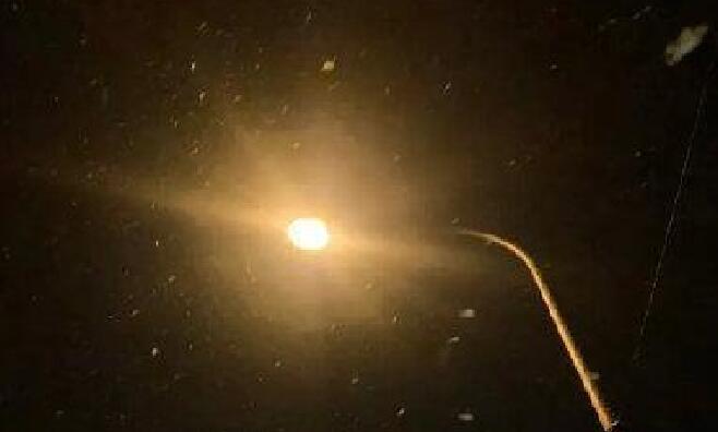 张一山为杨紫浪漫庆生