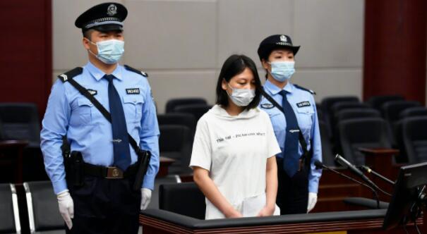 劳荣枝二审更换辩护律师