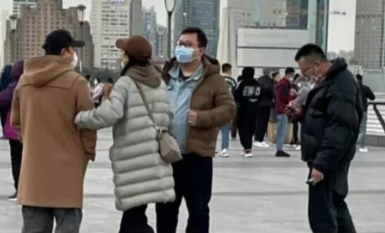 黄渤发文辟谣出轨传闻