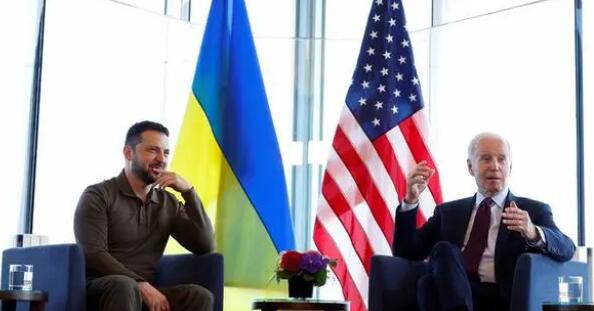 拜登宣布向乌提供新一批武器