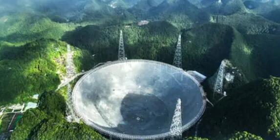 探测纳赫兹引力波