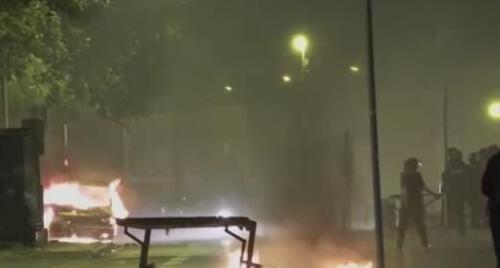 法国遭警察射杀少年外祖母发声