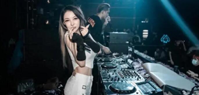 炫富网红郭美美已出狱