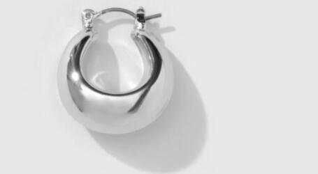 黄金卖爆了每克已涨破600元