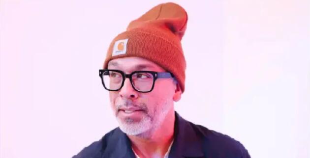 金球奖主持人拒绝为芭比玩笑道歉