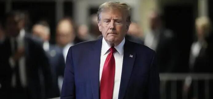 特朗普缴纳13亿元保释金