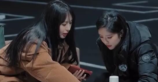 赵奕欢被李菲儿逼哭