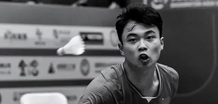 张志杰大学保送证书刚寄回家