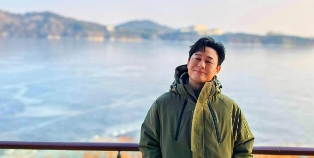 张颂文回应砍价被吐槽穷酸