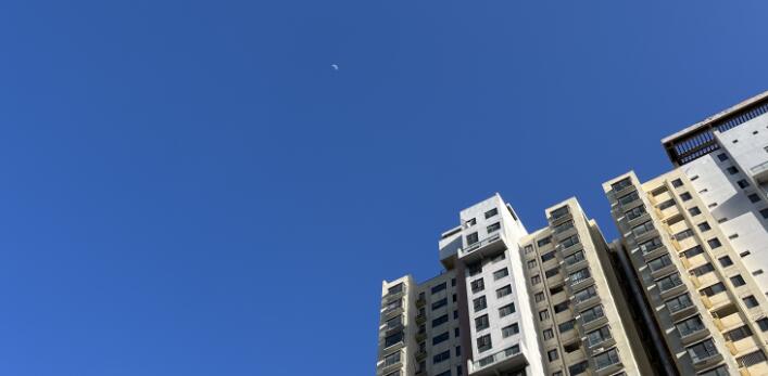 户外直播间俄罗斯人挤爆三亚