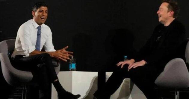 马斯克又对英国政府破口大骂